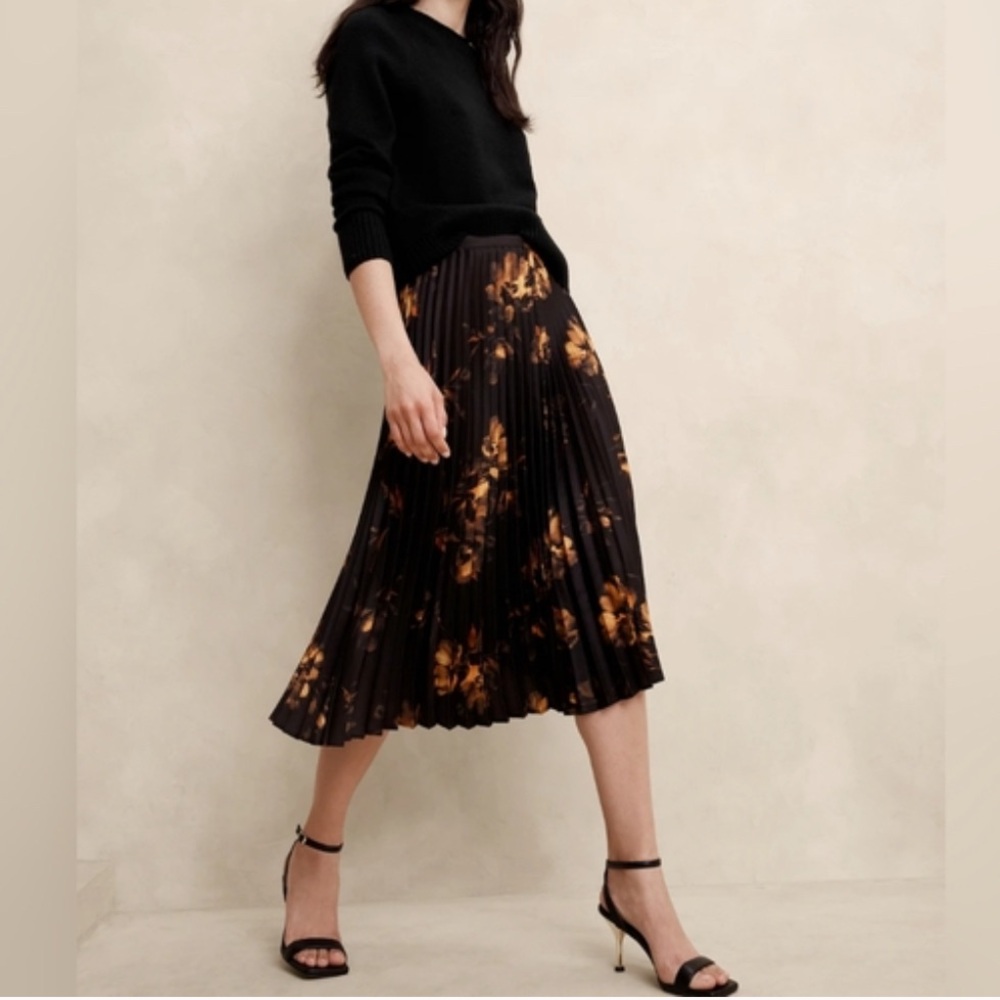 Banana Republic Pleated Black and Orange Floral Midi Skirt